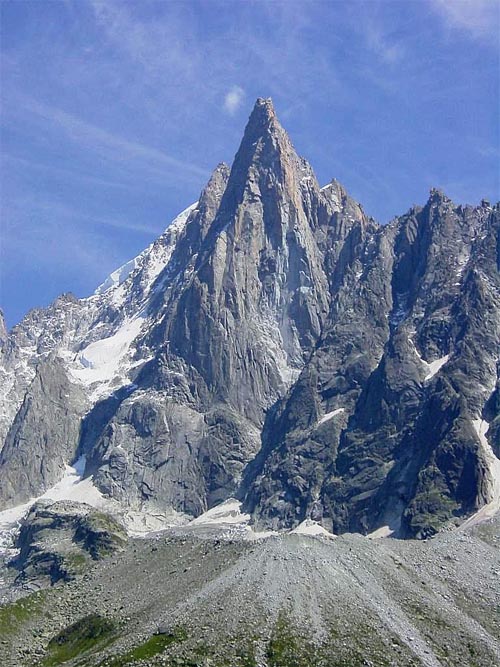 Petit Dru - mladší si již nepřelezou Bonattiho legendu