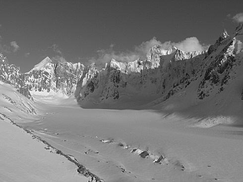 Mt. Dolent a Aig. du Triolet