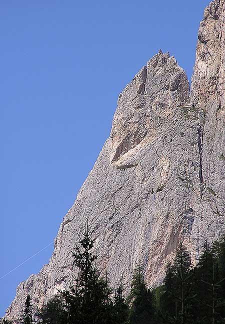 Torre Piccola di Falzarego od východu.