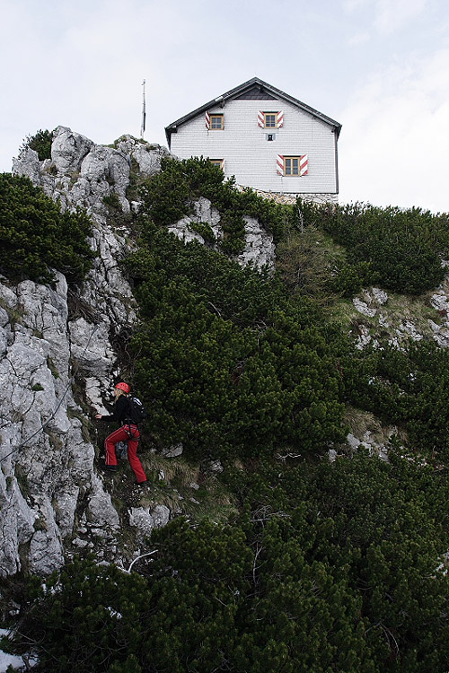 K Gmunder Hütte vede již lehký terén