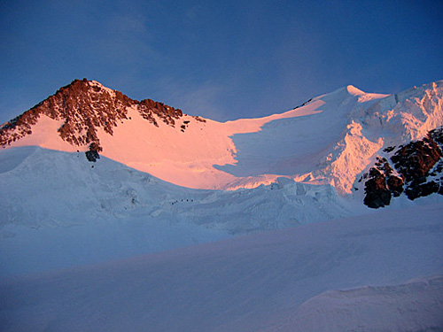 Ak-Sjumer (Bělucha), 4605 m.n.m.