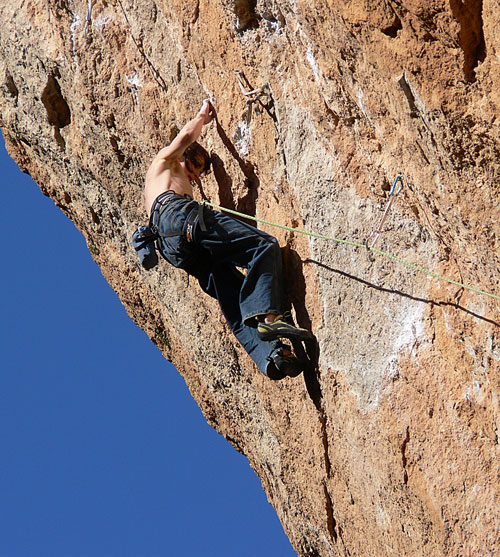 Adam Ondra v cestě Broadway, 8c+/9a