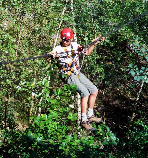 A radůstka na závěr. Tyrolský traverz vedený korunami stromů