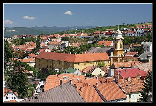 Eger na úpatí pohoří Bükk