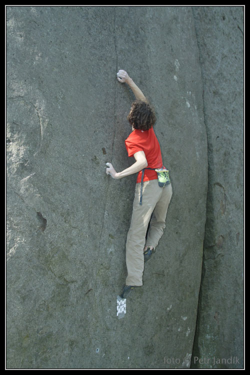PADání 2009 - Adam Ondra, Vyhlídková stěna, Kleptománie 7A+