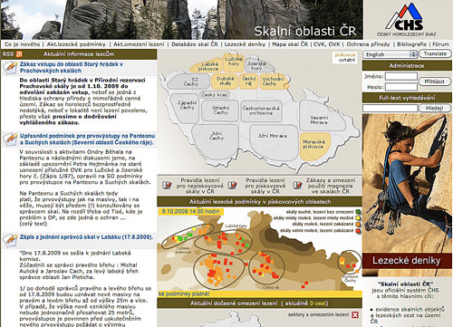 Web Skalní oblasti figuruje jednak na adrese skaly.horosvaz.cz, patřící ČHS, ale také na www.skalnioblasti.cz patřící Zdeňku Strnadovi.