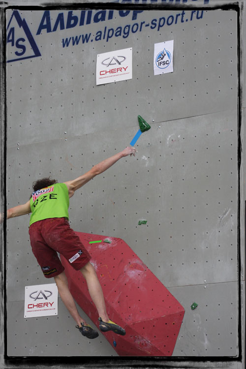 Adam Ondra na boulderu 5