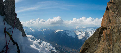 Pohled ze sedla cesty Frendo – Ravanel na Chamonix
