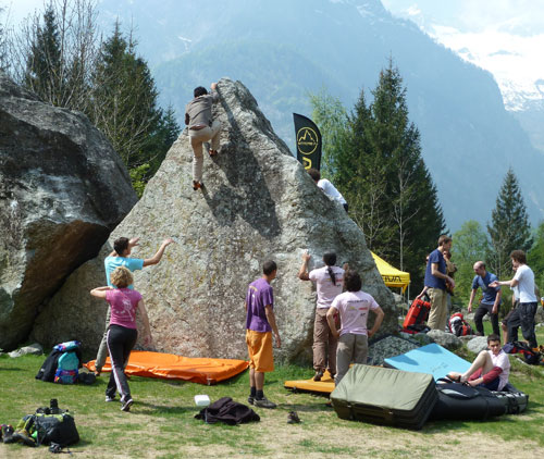 Bouldering Val di Mello
