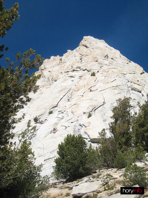 Cathedral Peak - pohled z nástupu