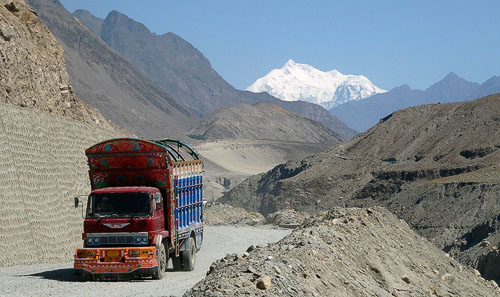 Náklaďák na Karakoram highway