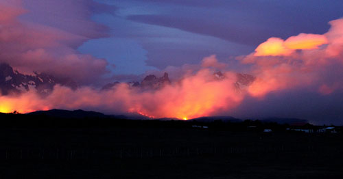 Požár v Torres del Paine 2011/2012