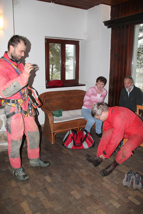 Příprava na praktický workshop – lezení vertikál pomocí jednolanové techniky