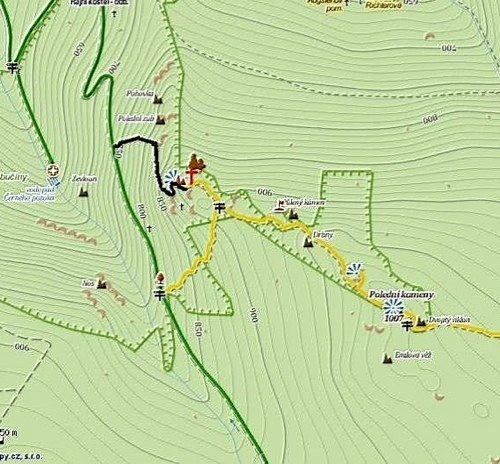 Zeleně je Kozí stezka, žlutě stávající odbočka na Frýdlantské cimbuří, červeně plánované vedení ferraty