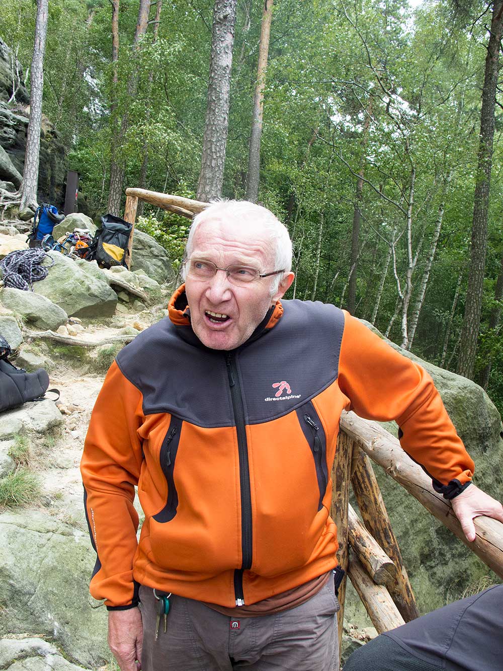 Před výstupem